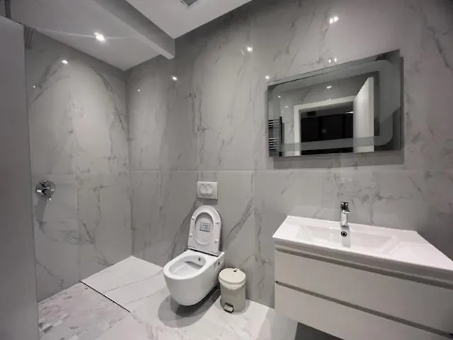 Hotel Colis Tirana Albânia